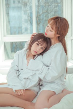 《极品少妇粉嫩小泬啪啪AV乳》_院线抢先在线观看视频