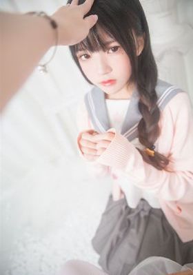 女邻居的大乳中文字幕电影_中文字幕版电影完整版在线观看