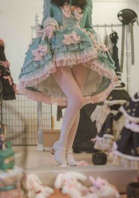 拍裸戏时被C了H撒欢馒头_啦啦高清全集在线观看播放