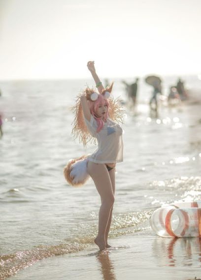 波兰arinafox_免费首播免费在线观看